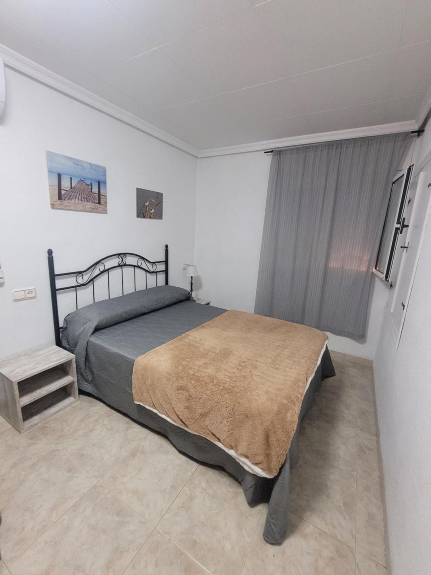 Llar De Laura Villa El Poble Nou del Delta Kültér fotó